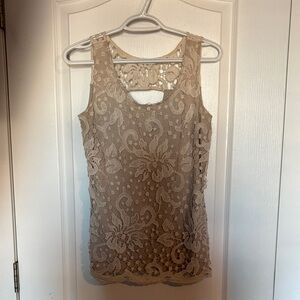 Elegant Lace Sleeveless Top